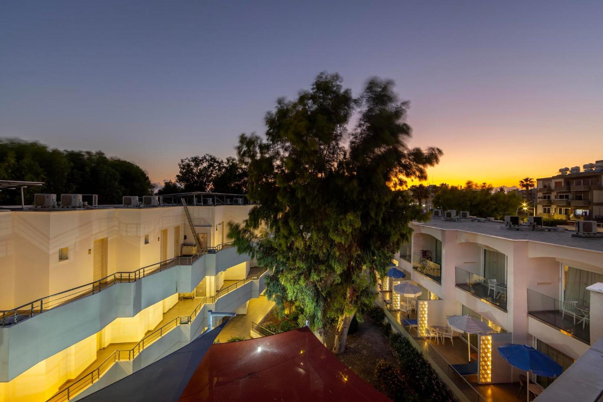 Park Beach Hotel Lemesós Eksteriør bilde